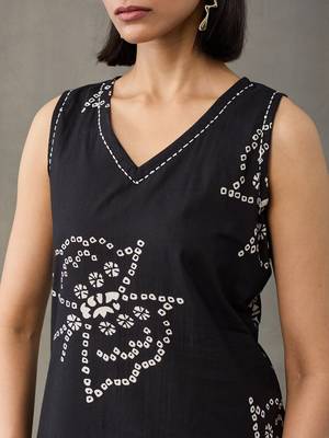 office floral printed regular thread work cotton kurta with trousers with dupatta 6