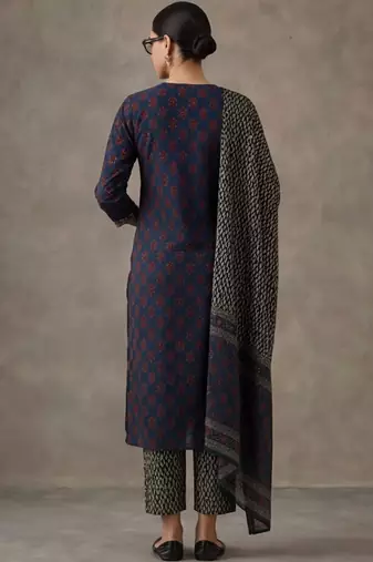 workwear women floral embroidered regular gotta patti cotton kurta with trousers & with dupatta