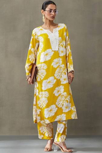 structured women floral printed regular gotta patti kurta with palazzos