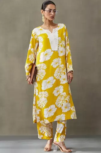 structured women floral printed regular gotta patti kurta with palazzos