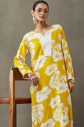 structured women floral printed regular gotta patti kurta with palazzos