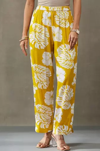 structured women floral printed regular gotta patti kurta with palazzos