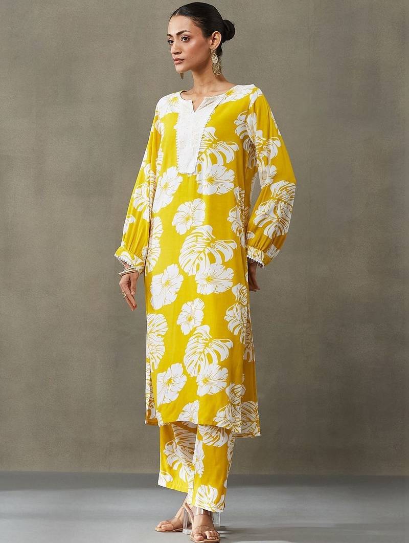 structured women floral printed regular gotta patti kurta with palazzos