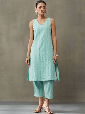 workwear women ethnic motifs printed regular cotton kurta with palazzos & with dupatta 4