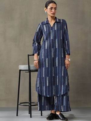 lightweight women floral printed regular cotton kurta with trousers 3