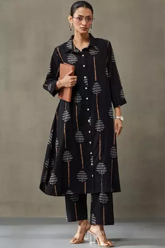 structured printed cotton kurta sets