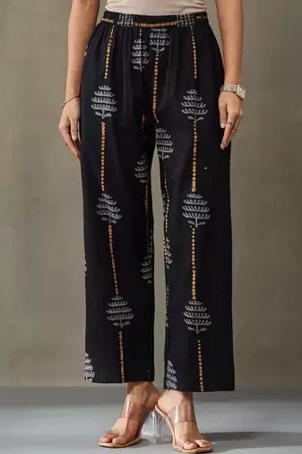 structured printed cotton kurta sets