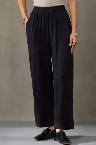 structured women printed regular gotta patti kurta with trousers