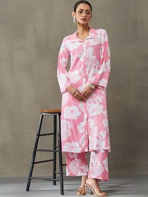 lightweight women floral printed regular kurta with palazzos 2