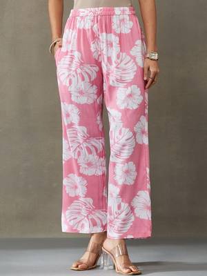 lightweight women floral printed regular kurta with palazzos 4
