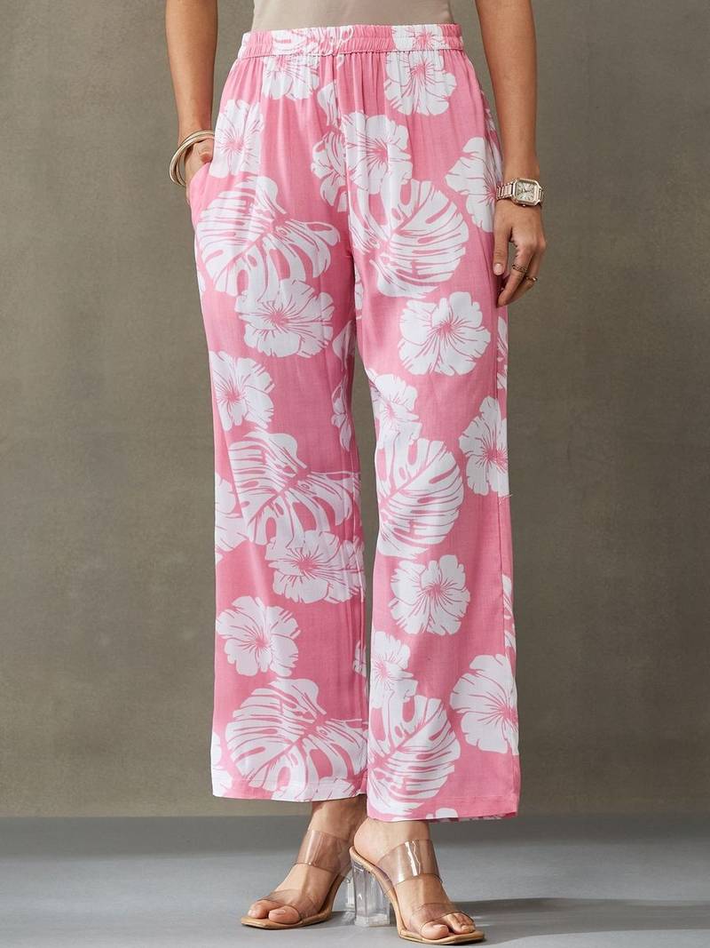 lightweight women floral printed regular kurta with palazzos