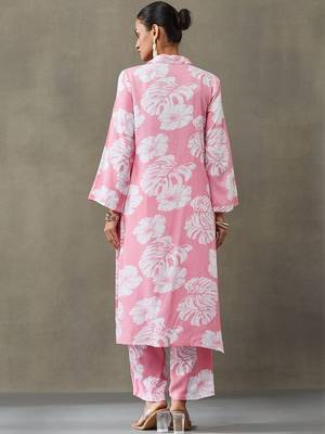 lightweight women floral printed regular kurta with palazzos 5