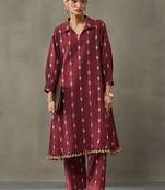 smart women floral printed regular cotton kurta with trousers