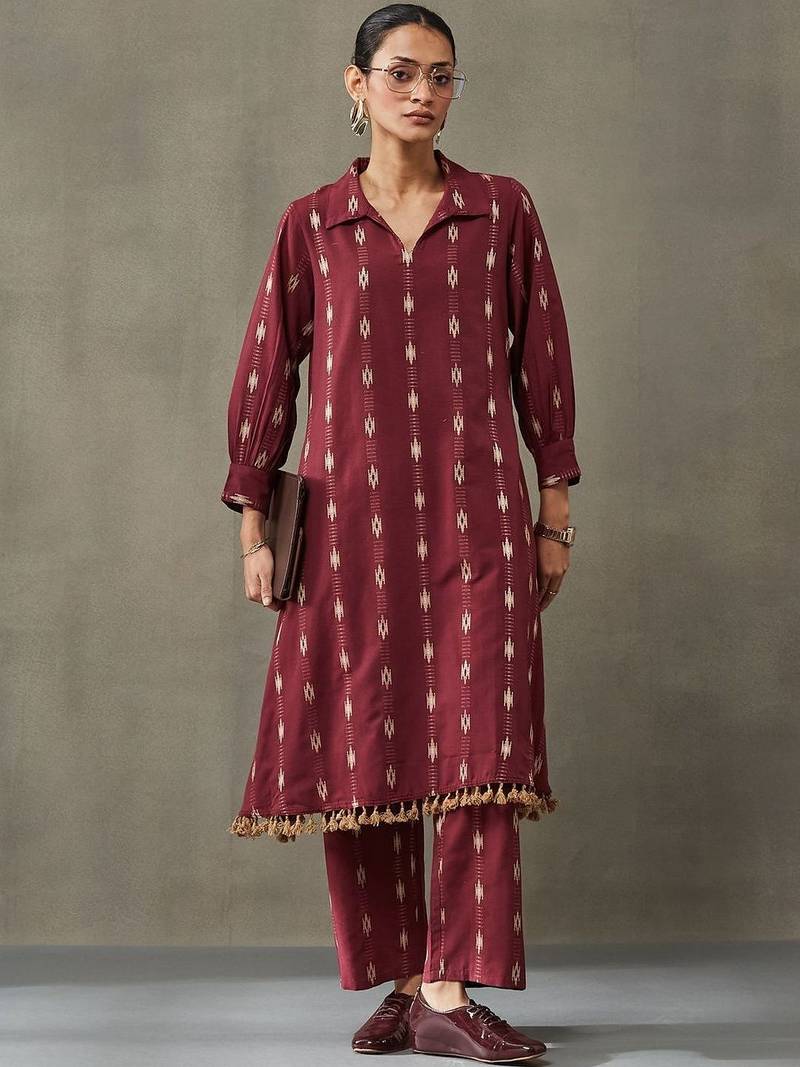 smart women floral printed regular cotton kurta with trousers