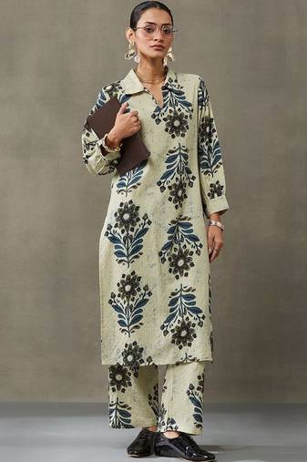 structured women floral embroidered regular thread work cotton kurta with trousers