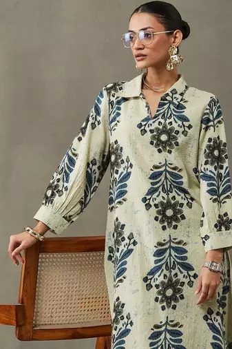 structured women floral embroidered regular thread work cotton kurta with trousers