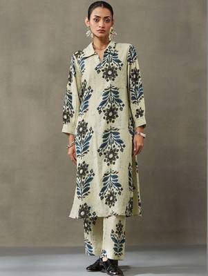 structured women floral embroidered regular thread work cotton kurta with trousers 6