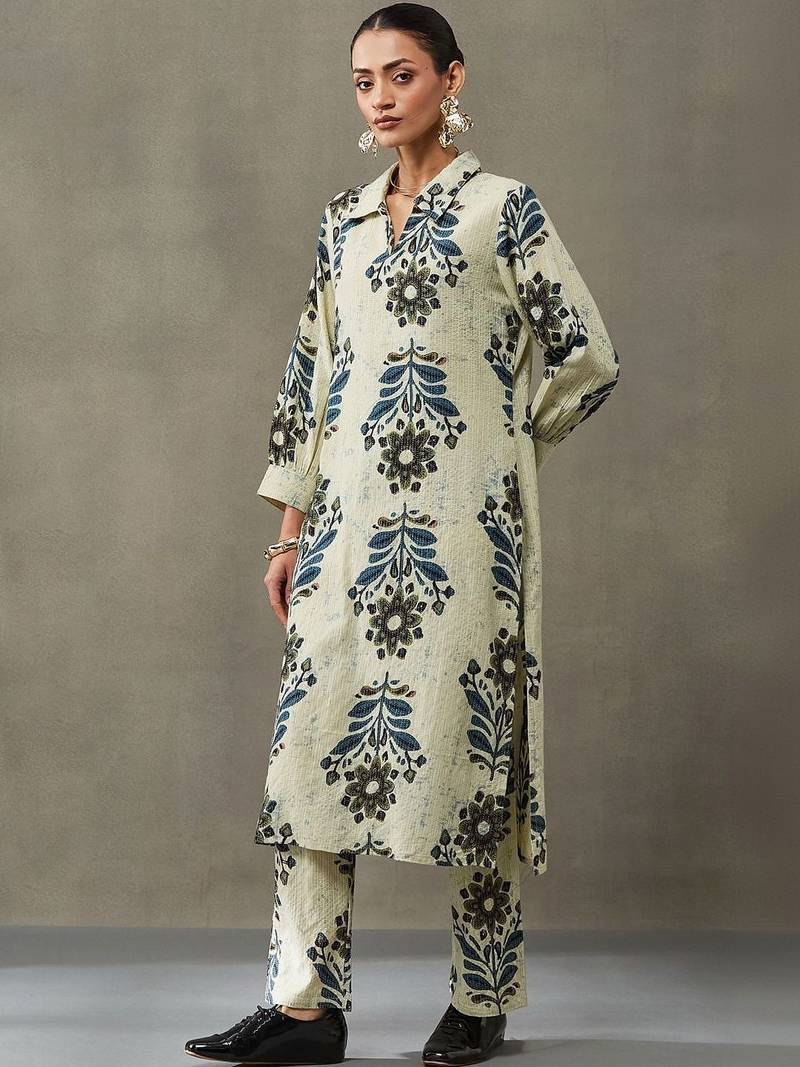 structured women floral embroidered regular thread work cotton kurta with trousers