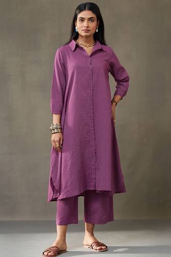 smart women printed regular cotton kurta with trousers