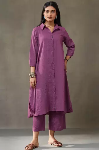 smart women printed regular cotton kurta with trousers