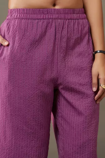 smart women printed regular cotton kurta with trousers