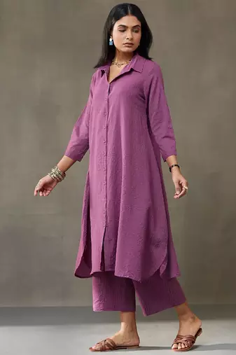 smart women printed regular cotton kurta with trousers