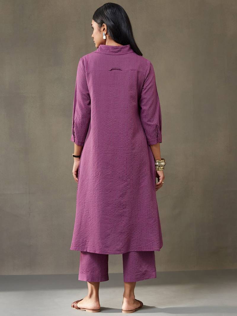 smart women printed regular cotton kurta with trousers