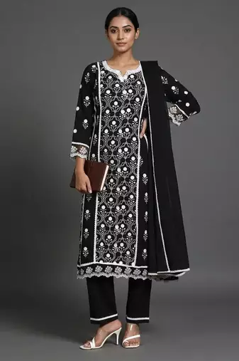 everyday workwear printed ethnic motifs kurta with trousers & with dupatta