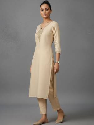 everyday women embroidered regular thread work kurta with trousers & with dupatta 2