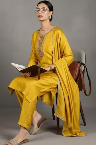 structured workwear women regular beads and stones kurta with trousers & with dupatta