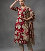 structured women floral printed regular kurta with trousers & with dupatta