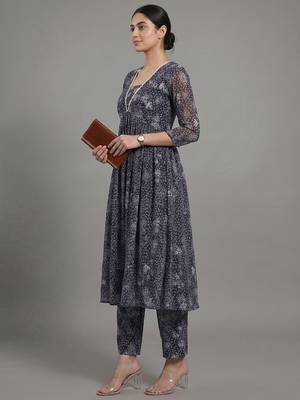 everyday workwear women floral printed empire silk georgette kurta with trousers 3