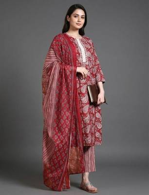 relaxed-silhouette paisley printed cotton kurta with trousers & with dupatta 3