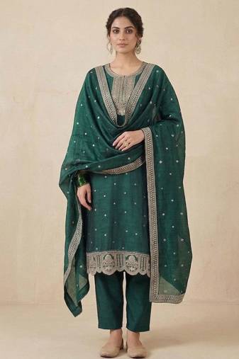 everyday classic women ethnic motifs embroidered regular kurta with trousers & with dupatta