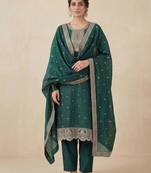 everyday classic women ethnic motifs embroidered regular kurta with trousers & with dupatta