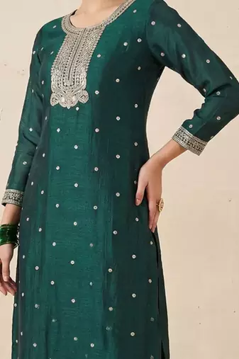 everyday classic women ethnic motifs embroidered regular kurta with trousers & with dupatta