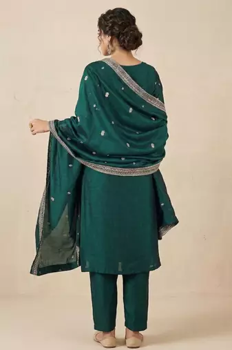 everyday classic women ethnic motifs embroidered regular kurta with trousers & with dupatta