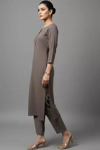 women regular thread work silk crepe workwear kurta with trousers