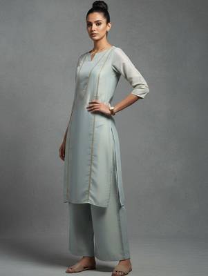 women ethnic motifs embroidered regular thread work workwear kurta with palazzos 4
