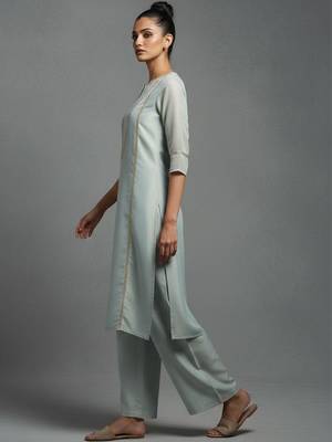 women ethnic motifs embroidered regular thread work workwear kurta with palazzos 5
