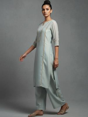women ethnic motifs embroidered regular thread work workwear kurta with palazzos 6