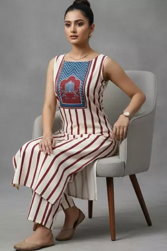 women striped regular sequinned workwear kurta with trousers