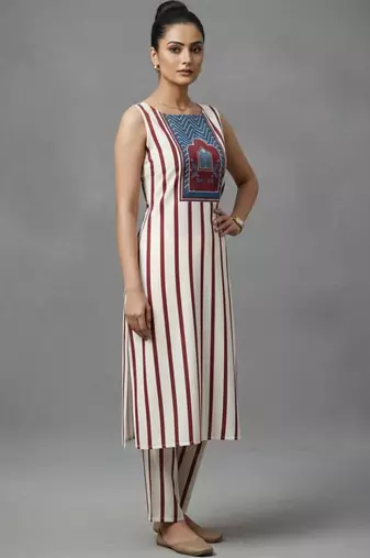 women striped regular sequinned workwear kurta with trousers