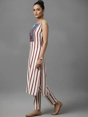 women striped regular sequinned workwear kurta with trousers 7