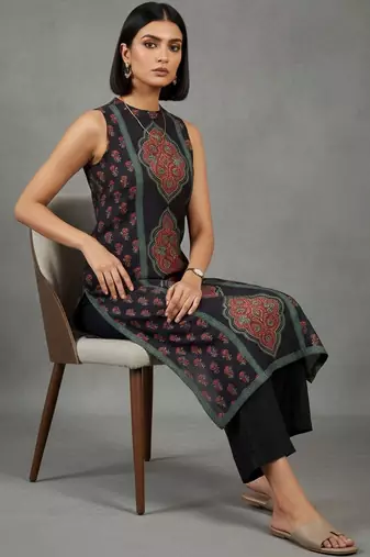 women ethnic motifs printed regular workwear kurta with trousers