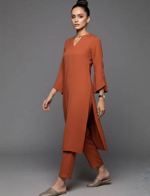 women regular silk crepe workwear kurta with trousers 2