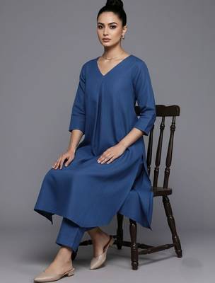 women regular workwear kurta with trousers 3