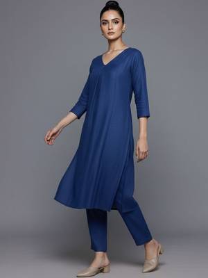 women regular workwear kurta with trousers 4