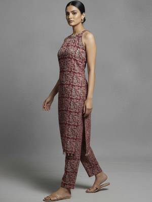 women ethnic motifs printed regular cotton workwear kurta with trousers 4