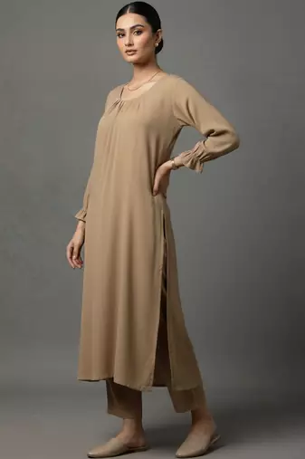 women regular workwear kurta with trousers